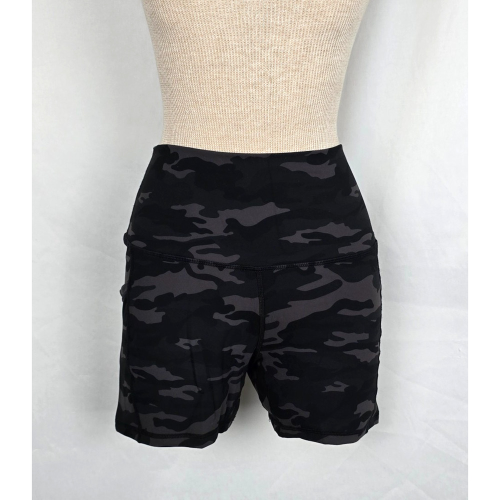 Bunzel Athletic Shorts Women's M Black Gray Camo Bike Yoga NWT